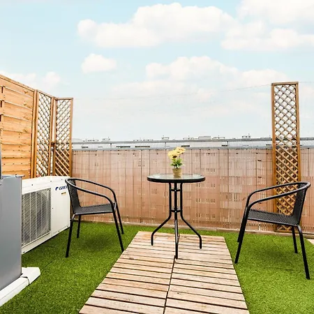 Dwupoziomowy Apartament Z Klimatyzacja We Wroclawiu By Renters *