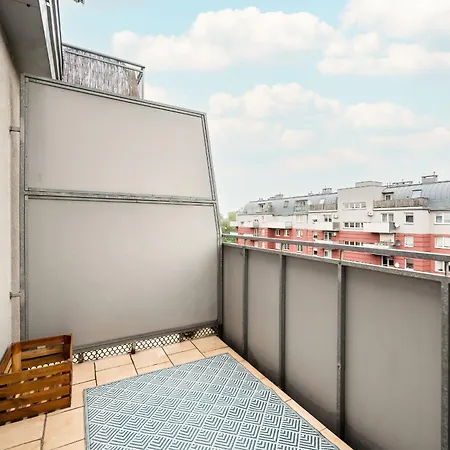 Dwupoziomowy Apartament Z Klimatyzacja We Wroclawiu By Renters شقة فروتسواف