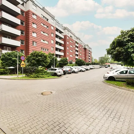 Dwupoziomowy Apartament Z Klimatyzacja We Wroclawiu By Renters
